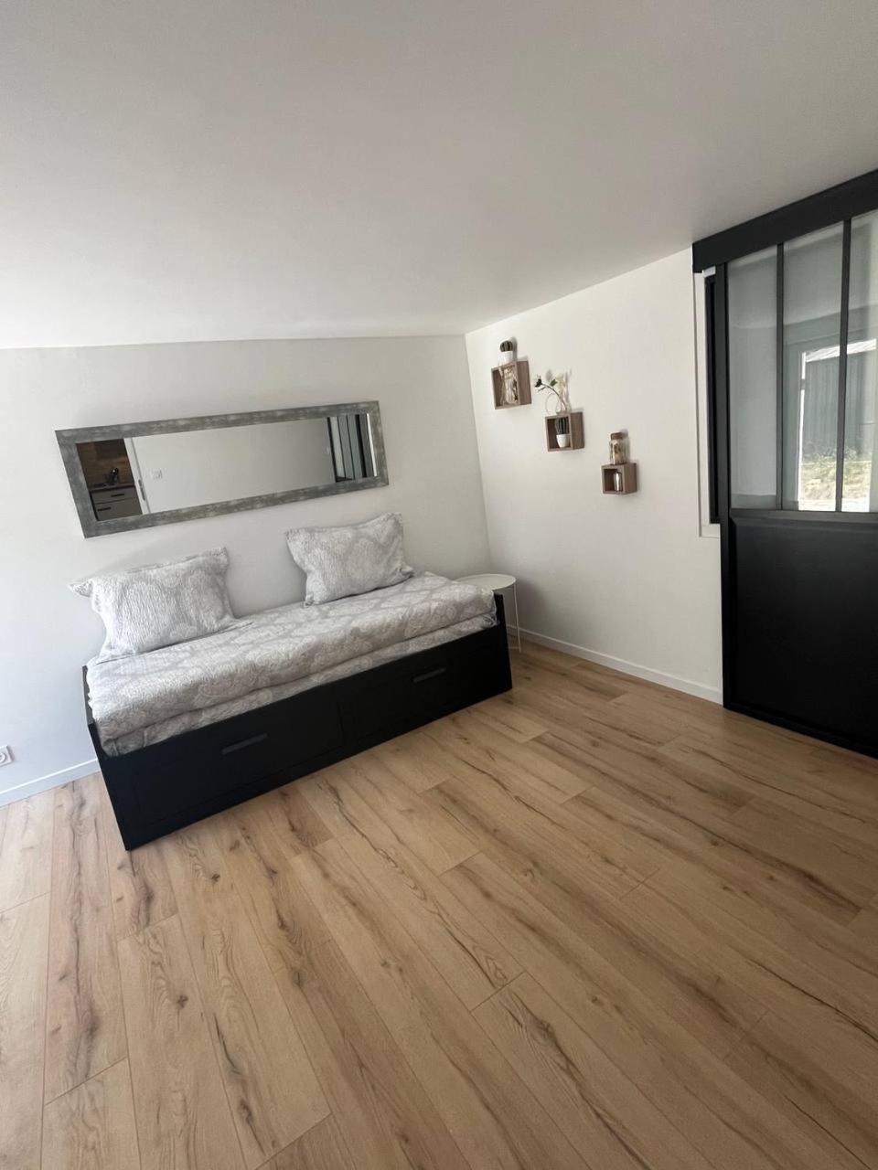 Charmant Et Confortable Appartement Narbona Esterno foto