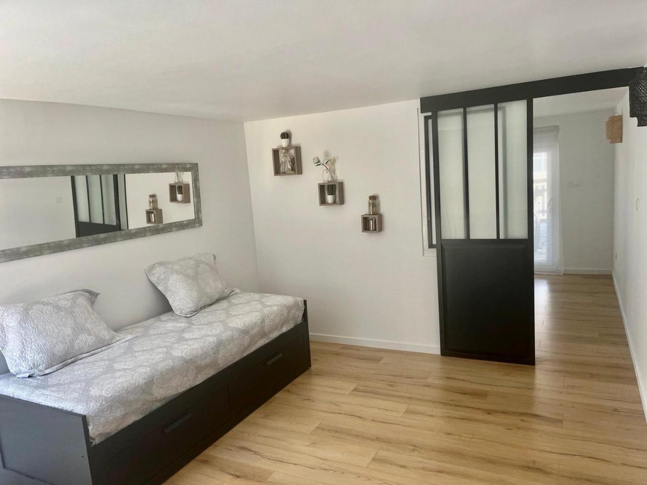 Charmant Et Confortable Appartement Narbona Esterno foto